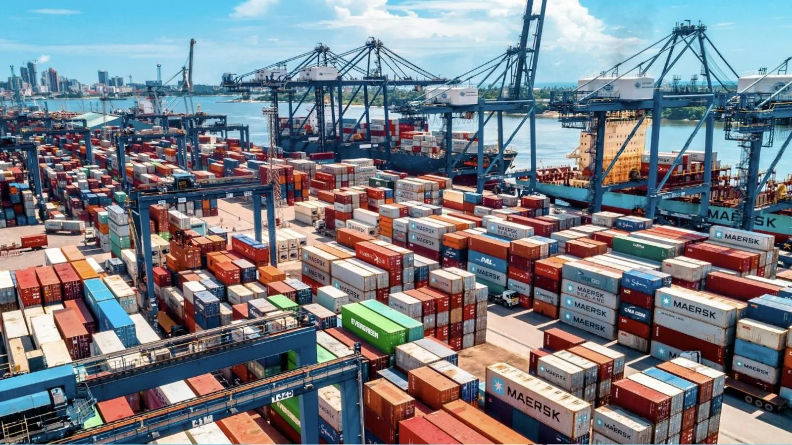 Lo que dejó la semana: puertos del Pacífico y la salida de Traxión